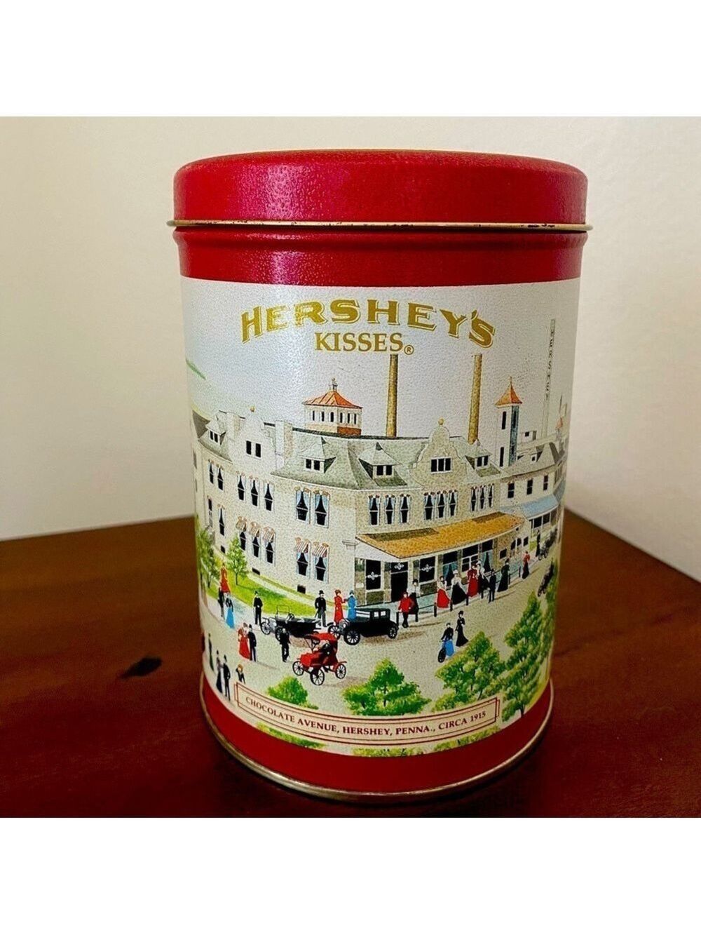 Vintage Hershey’s Hometown Series Canister #4 – Chocolate Avenue 1905 Collector